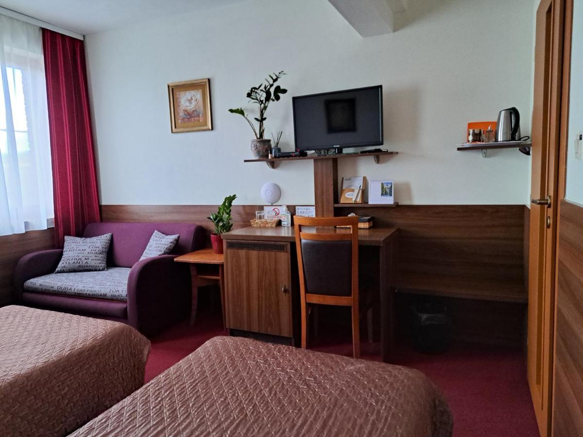 Penzion Kozak B&B Sebedražie Eksteriør billede