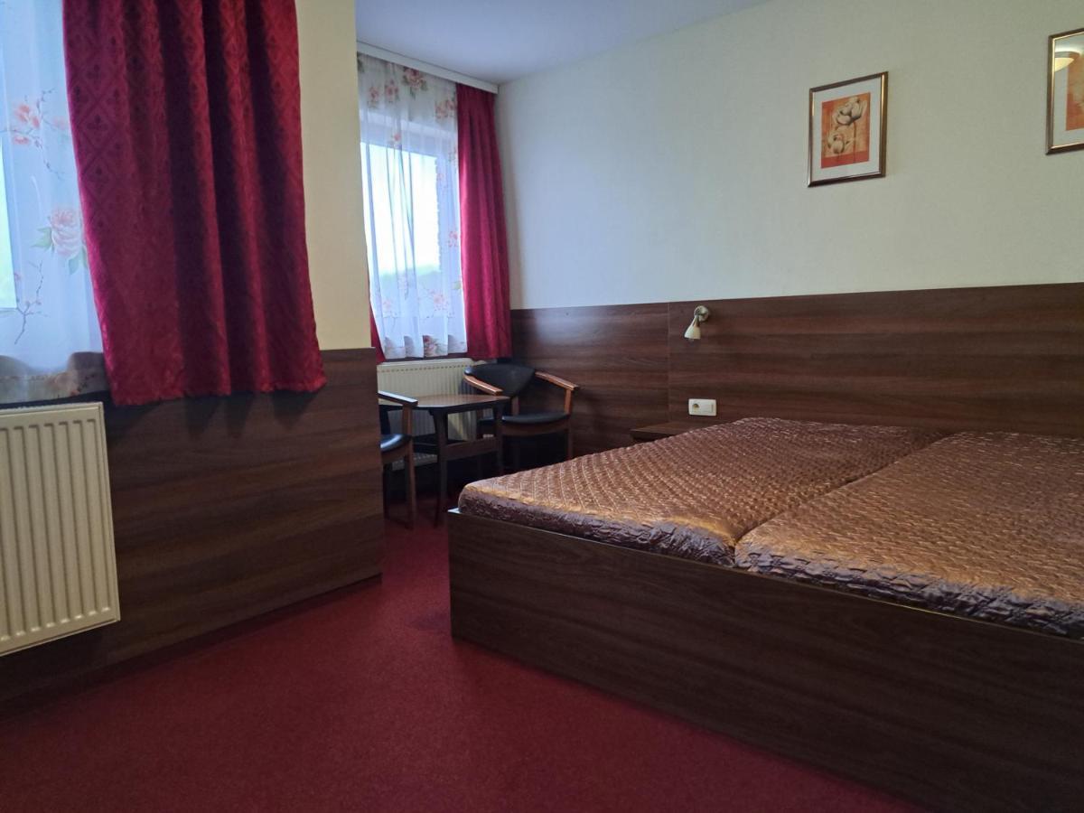 Penzion Kozak B&B Sebedražie Eksteriør billede