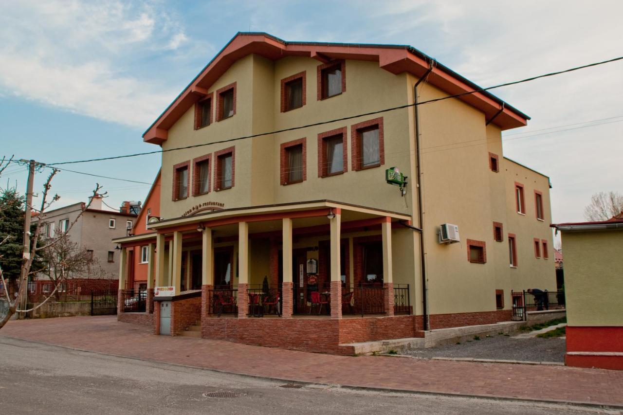 Penzion Kozak B&B Sebedražie Eksteriør billede